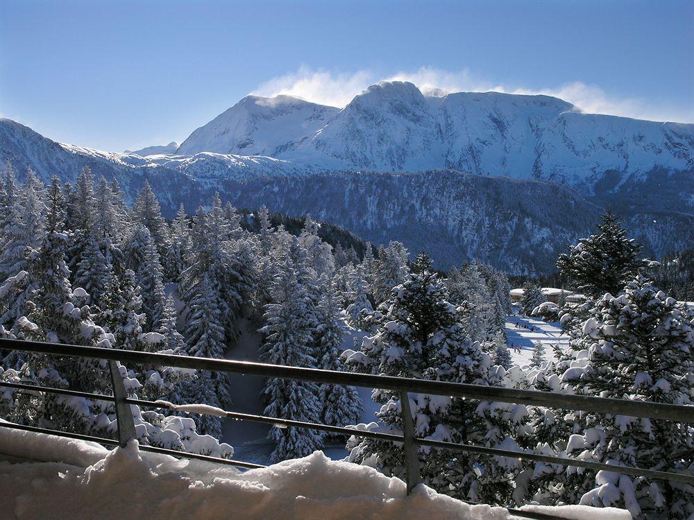 Aparthotel Noemys Ecrin des Neiges Chamrousse Exterior foto