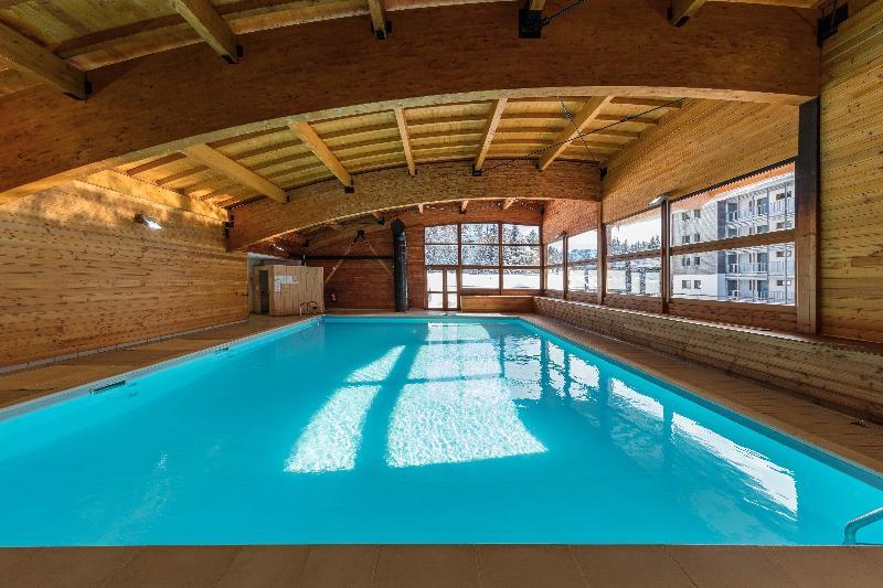 Aparthotel Noemys Ecrin des Neiges Chamrousse Exterior foto